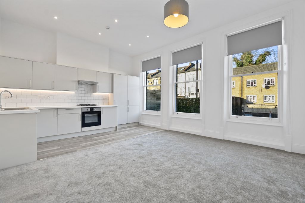 Property photo 1 of 8 1.Jpg