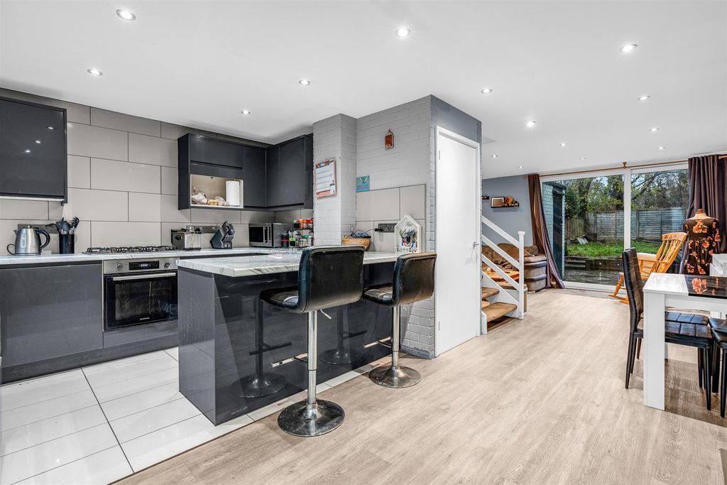 Property photo 2 of 15 Internal.Jpg