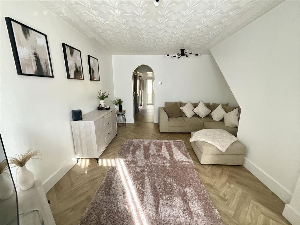 Property photo 3 of 20 Img_0055.Jpeg