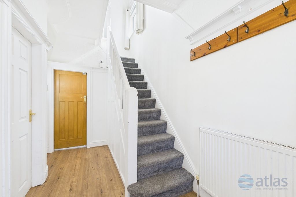 Property photo 2 of 19 Property Image