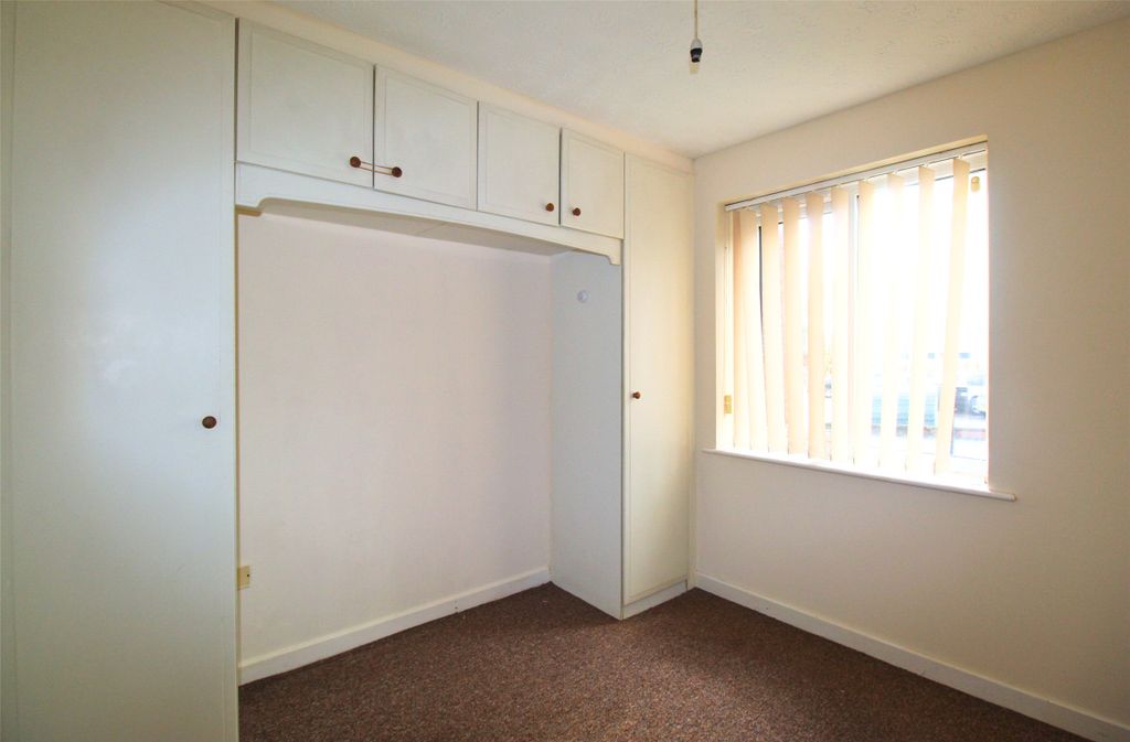 Property photo 3 of 7 Bedroom 1