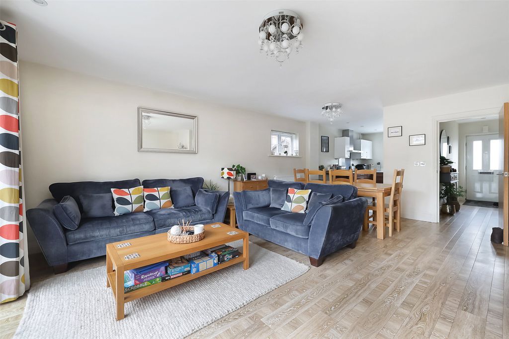 Property photo 2 of 15 Picture No. 07