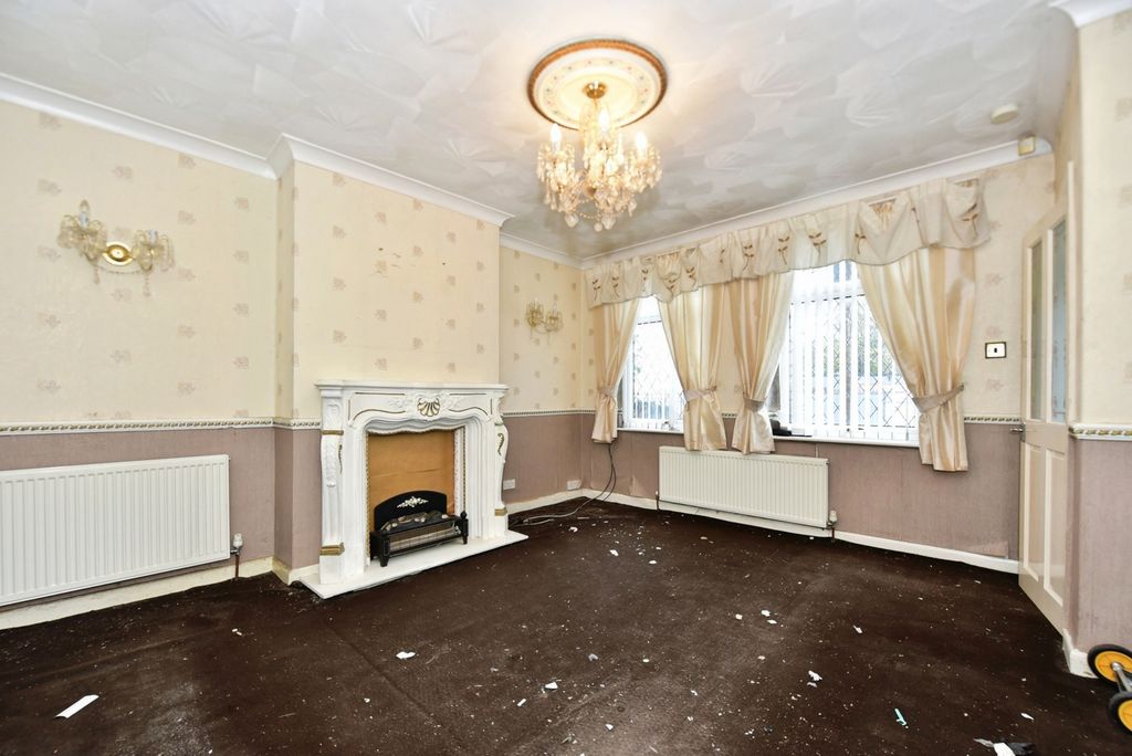 Property photo 2 of 15 Pbox-Img.Jpg