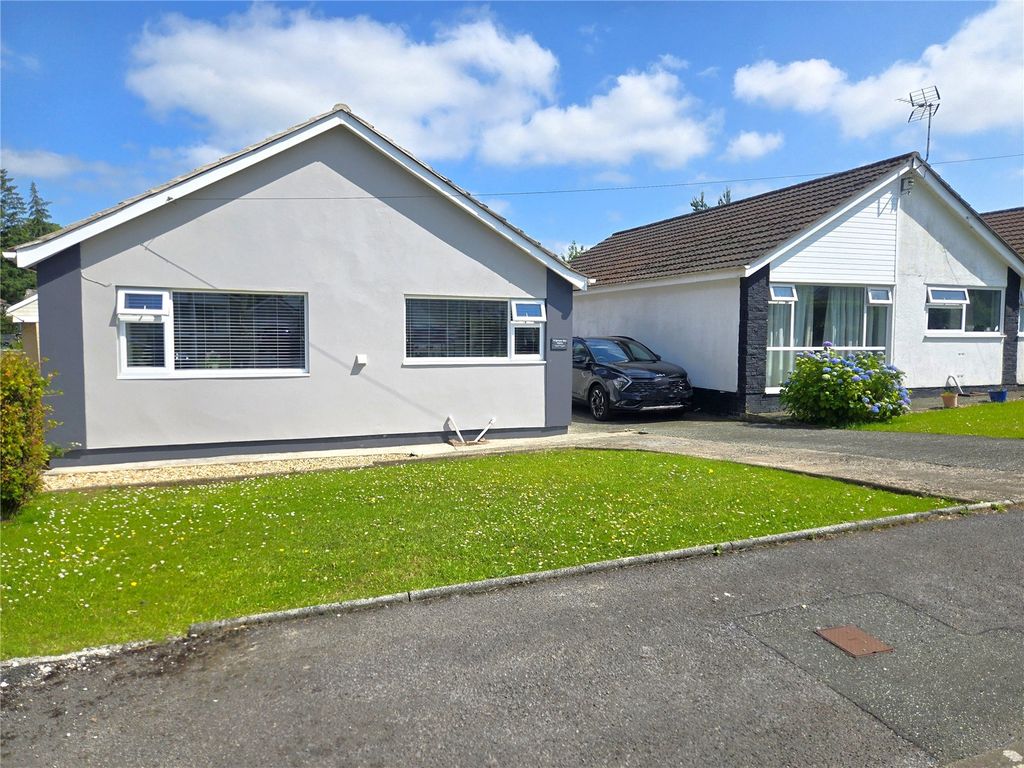 Property photo 1 of 23 Picture No. 01