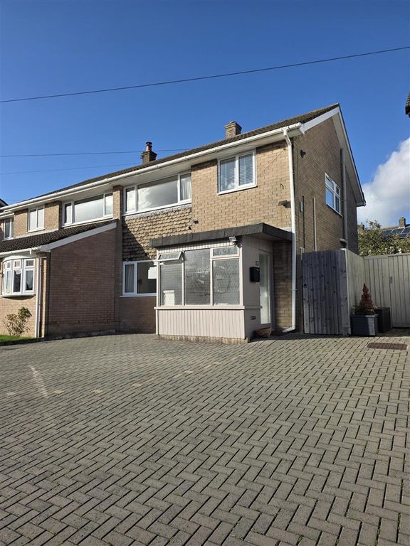 Property photo 1 of 17 Pro-Ls1Lfx8F.Jpeg