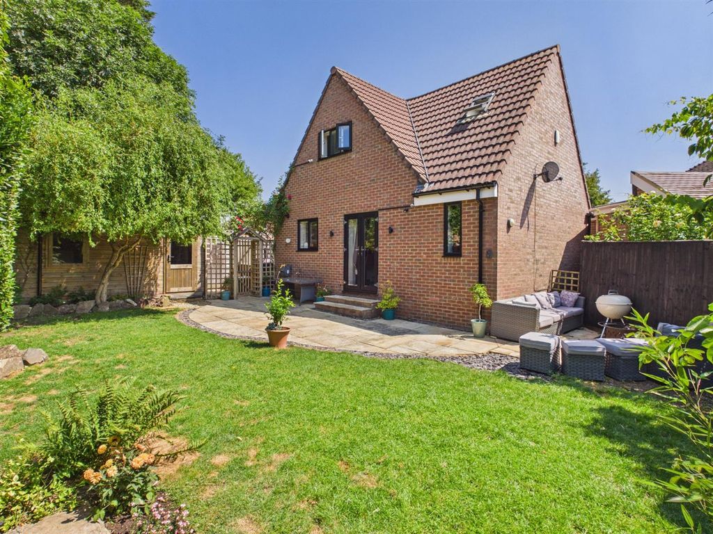 Property photo 1 of 19