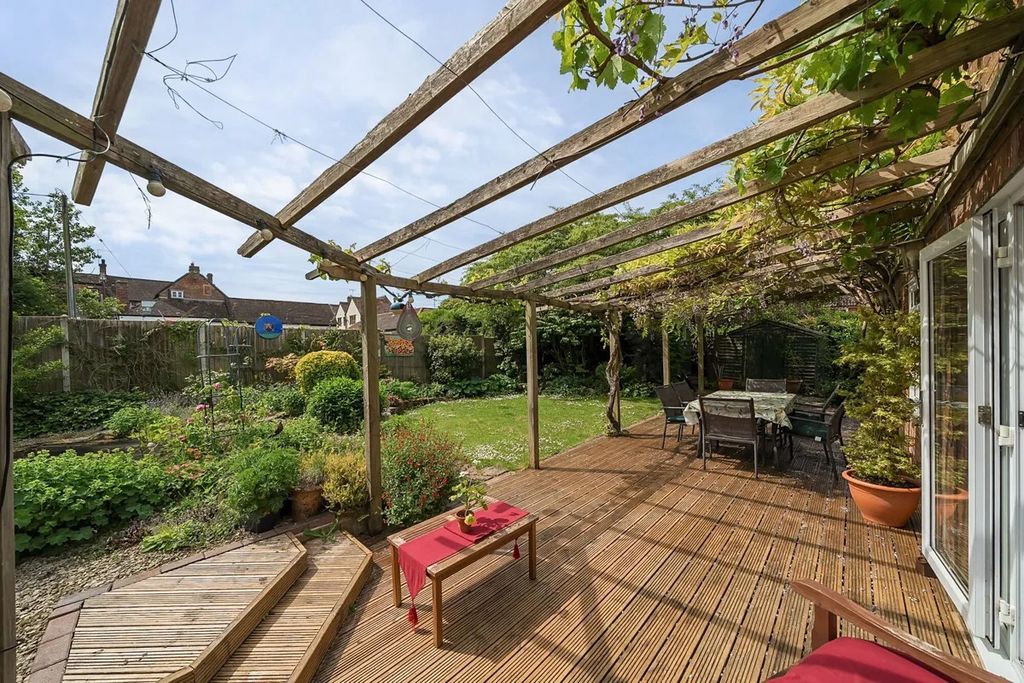 Property photo 2 of 30 Photo 9