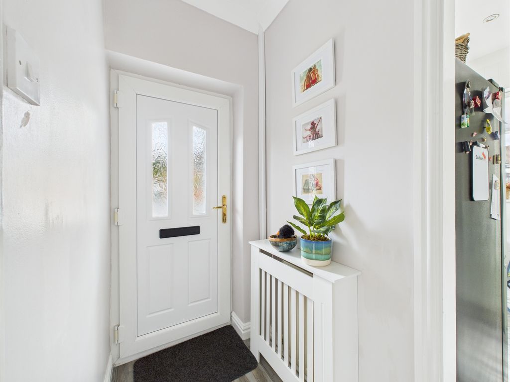 Property photo 3 of 32