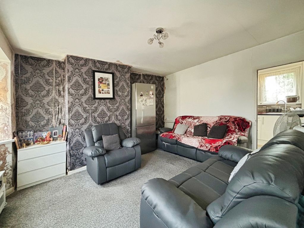 Property photo 2 of 6 Pbox-Img.Jpg