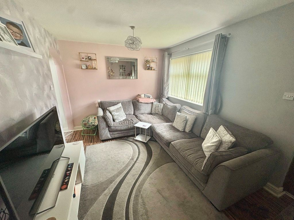 Property photo 3 of 14 Image