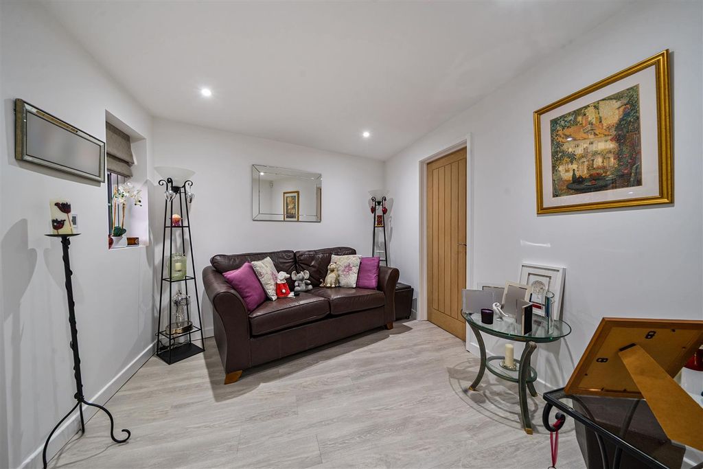 Additional image 46 of 6 bed detached house for saleOutwood Lane, Chipstead, Coulsdon CR5