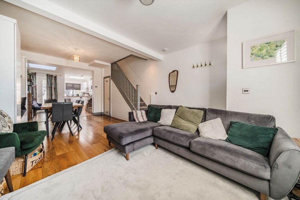 Property photo 2 of 7