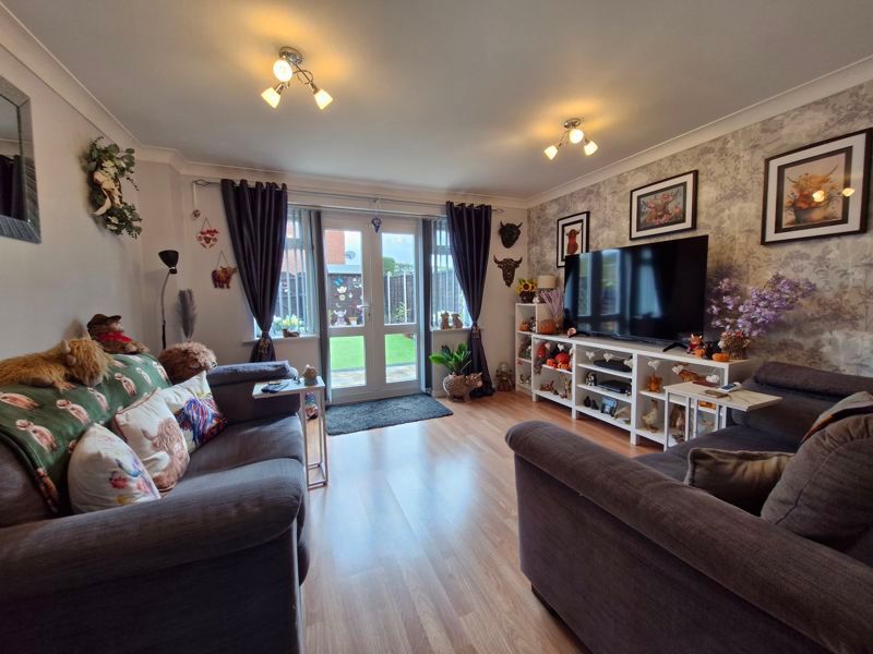 Property photo 3 of 12 Photo 3