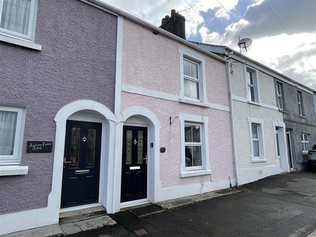 Property photo 1 of 19