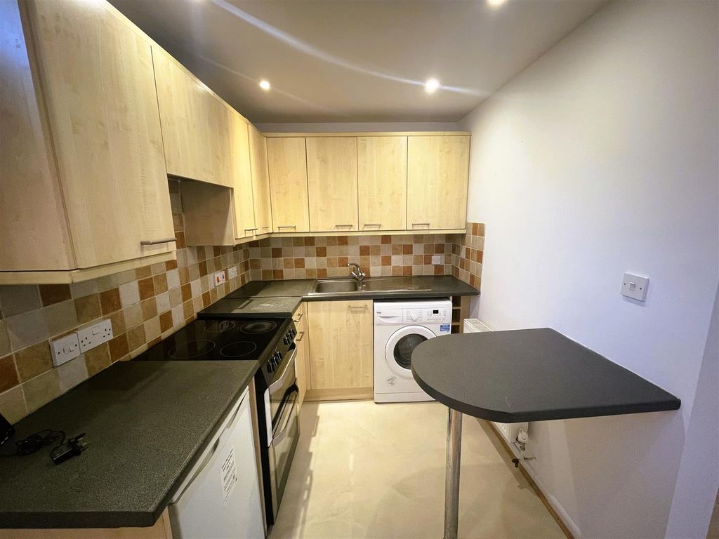 Property photo 2 of 10 Img_7106.Jpeg