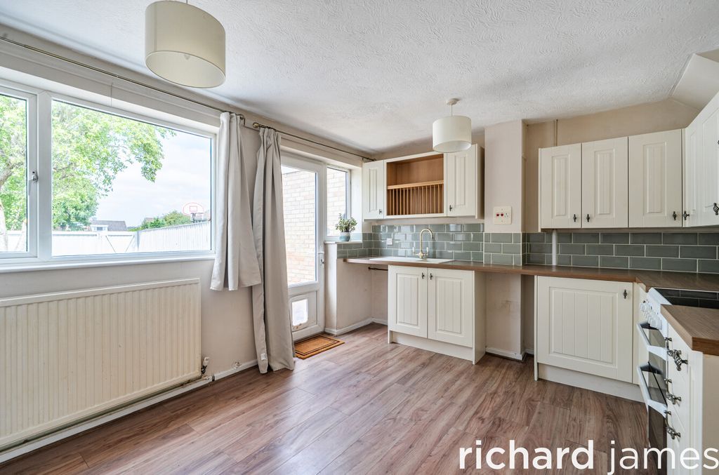 Property photo 3 of 13 565048323Dcd45A2931Ad8A1Ad6d93A9