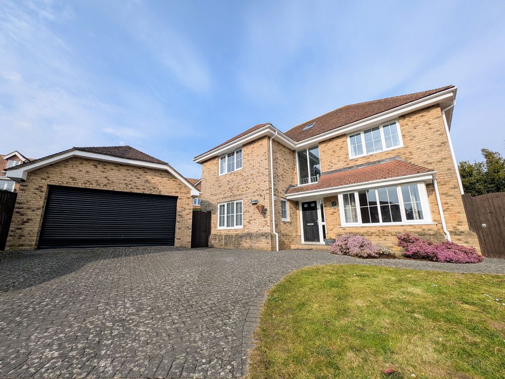 Property photo 1 of 48
