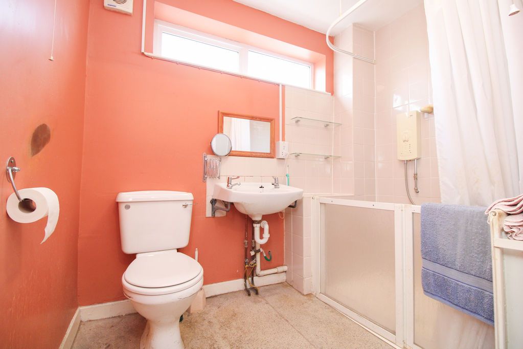 Additional image 6 of 2 bed semi-detached bungalow for saleBrinkburn Close, Hanover Estate NE21