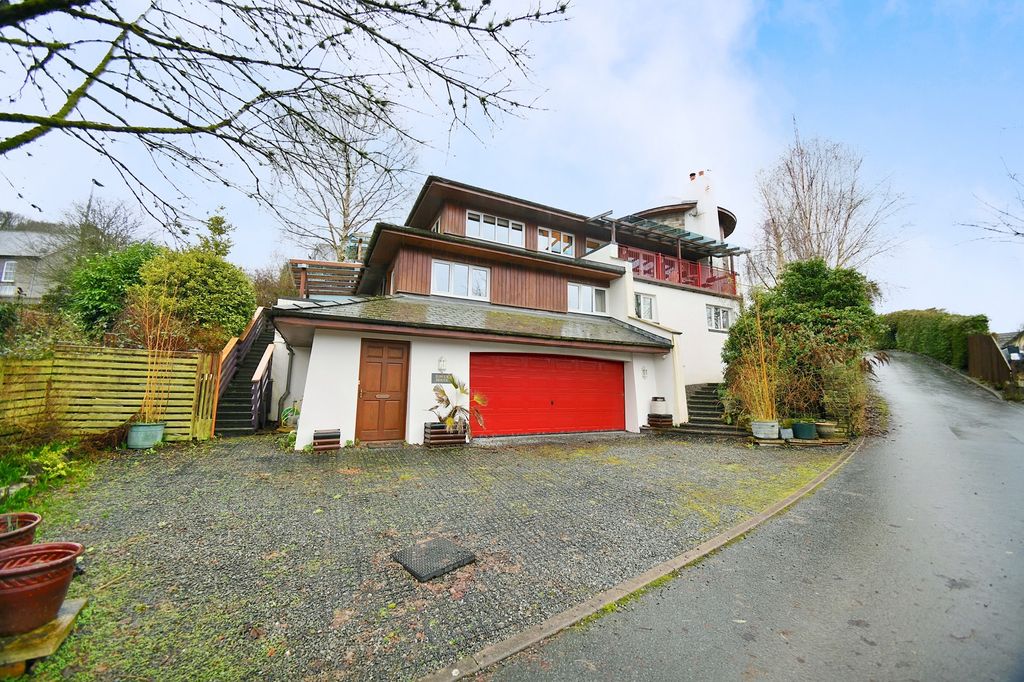 Property photo 1 of 34 Main Image