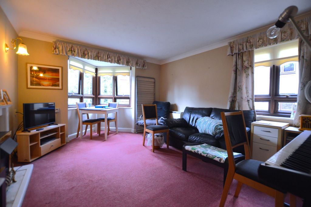 Property photo 3 of 14