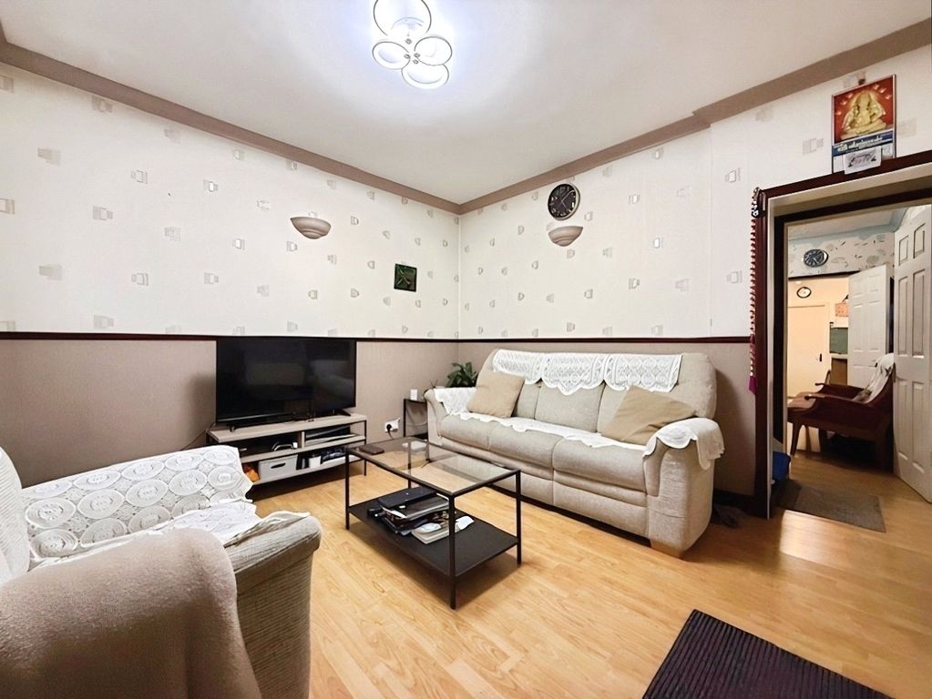 Property photo 2 of 11 Picture No. 09