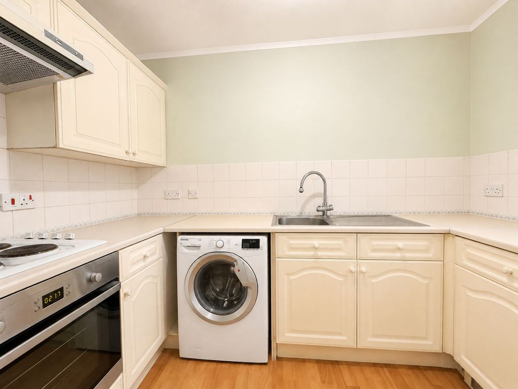 Property photo 3 of 9