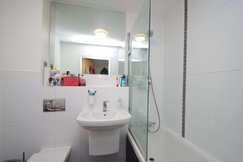 Property photo 2 of 4