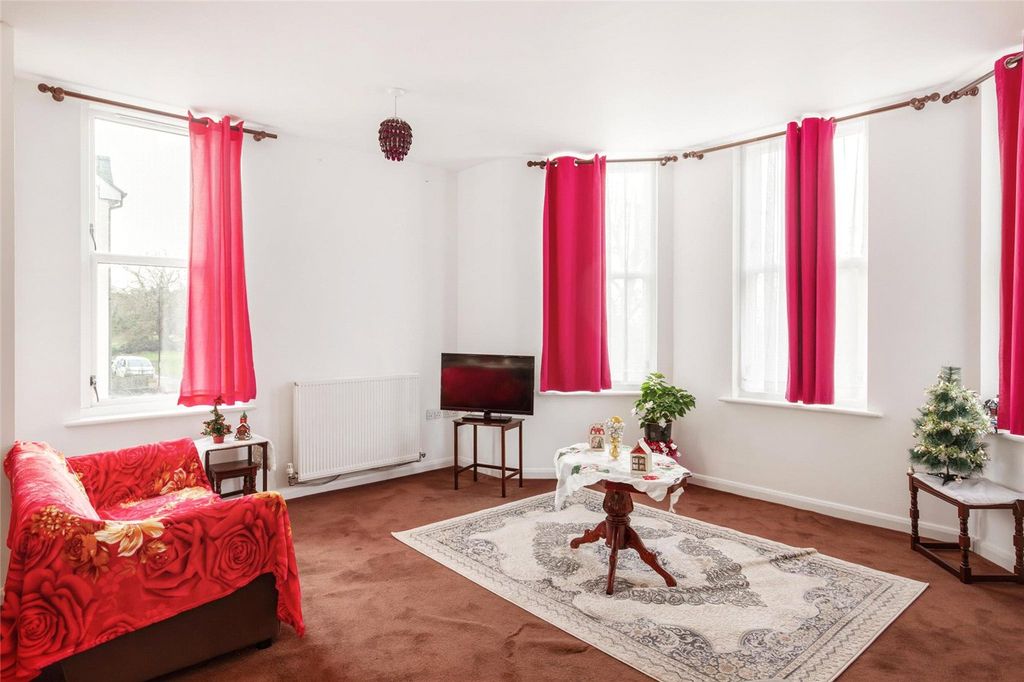 Property photo 2 of 10 Picture No. 07