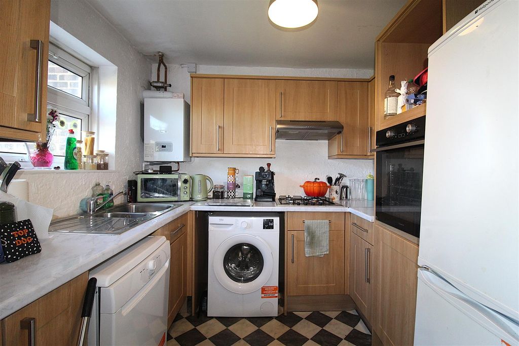 Property photo 3 of 13 Img_9265.Jpg