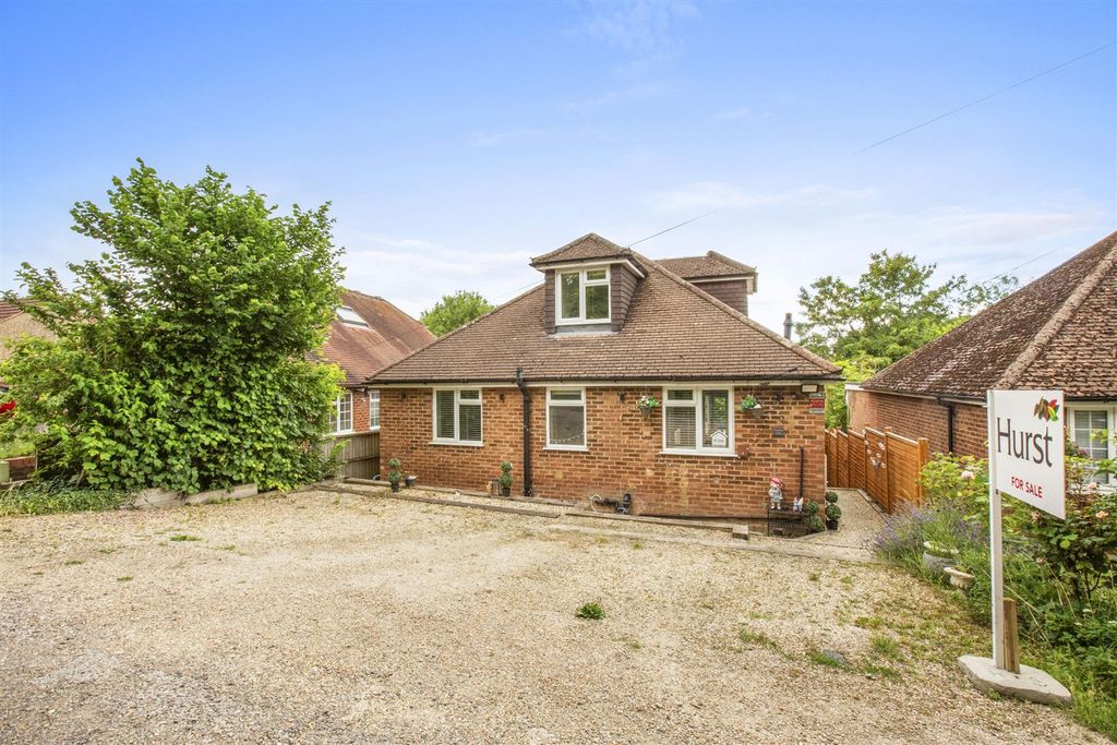 Property photo 1 of 19 Carrs Drive-5.Jpg