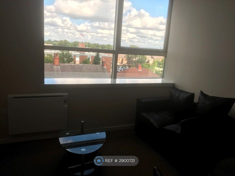 Property photo 2 of 35