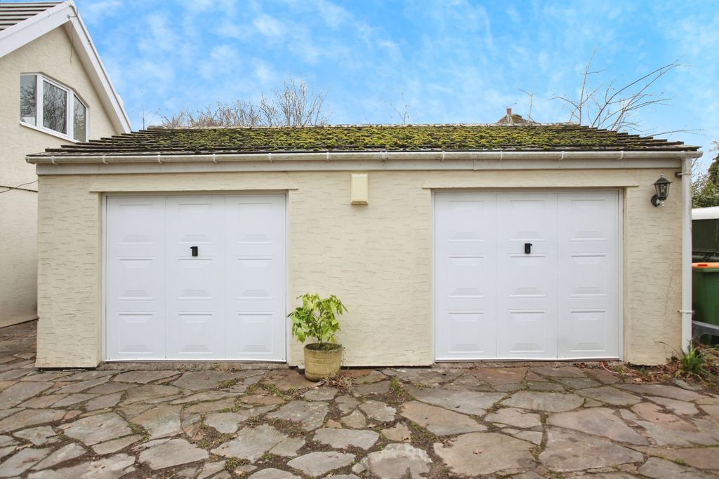 Property photo 3 of 28 Img_4731