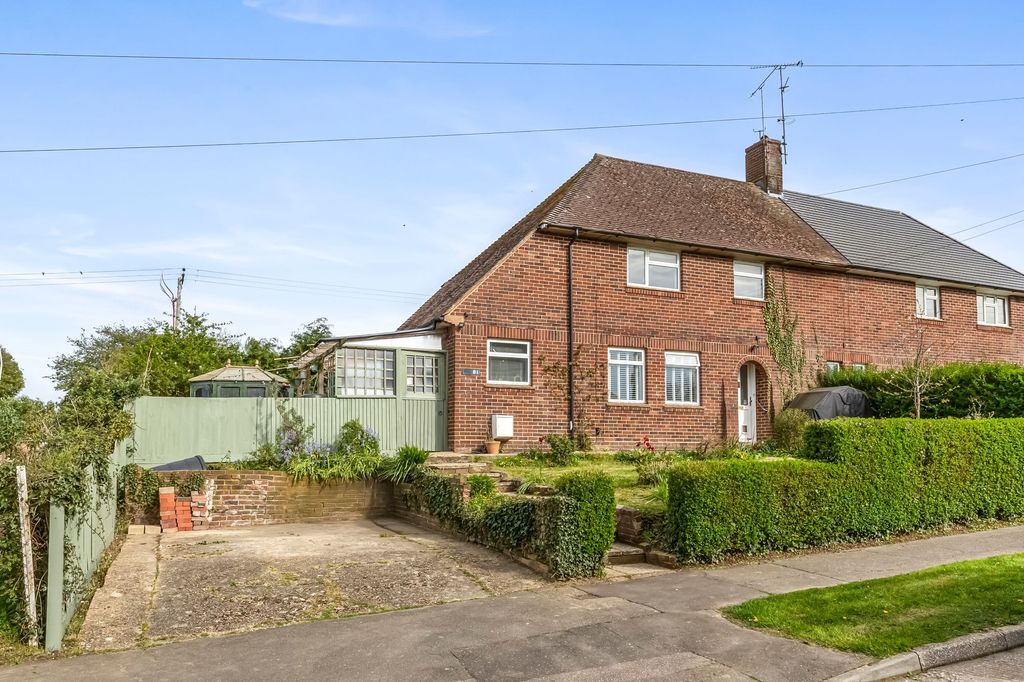 Property photo 1 of 18