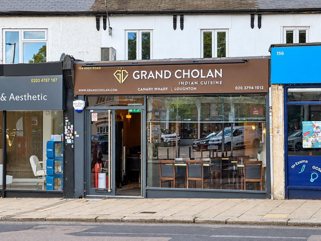 Property photo 1 of 8 Grand Cholan London Streetfront.Png