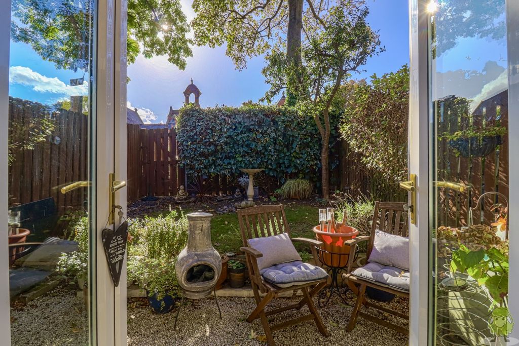 Property photo 3 of 14