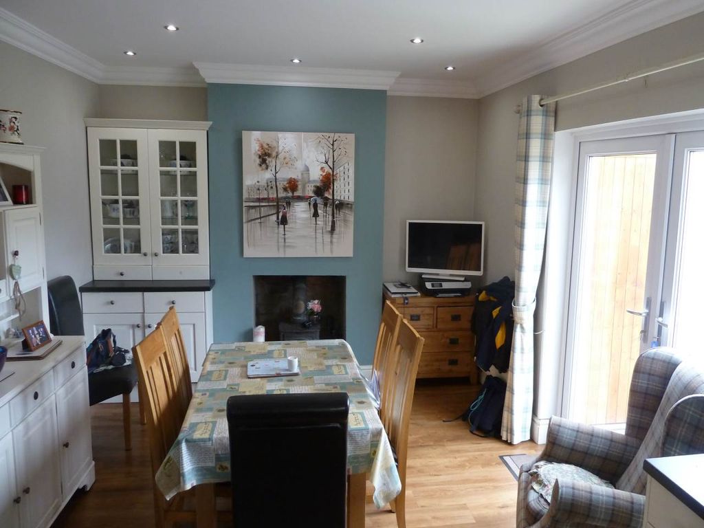 Property photo 3 of 13 Kitchen/Diner