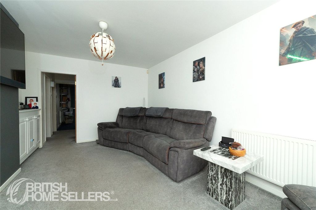 Property photo 3 of 18 Picture No. 10