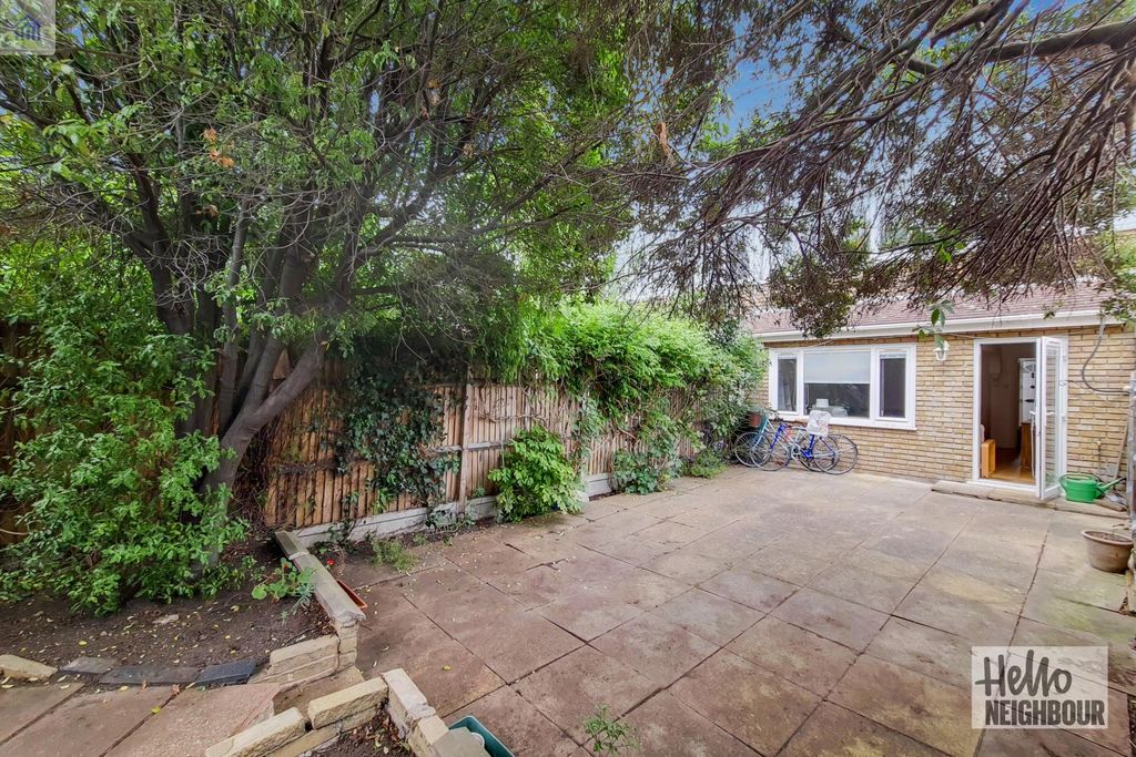 Property photo 1 of 15 Photo 0