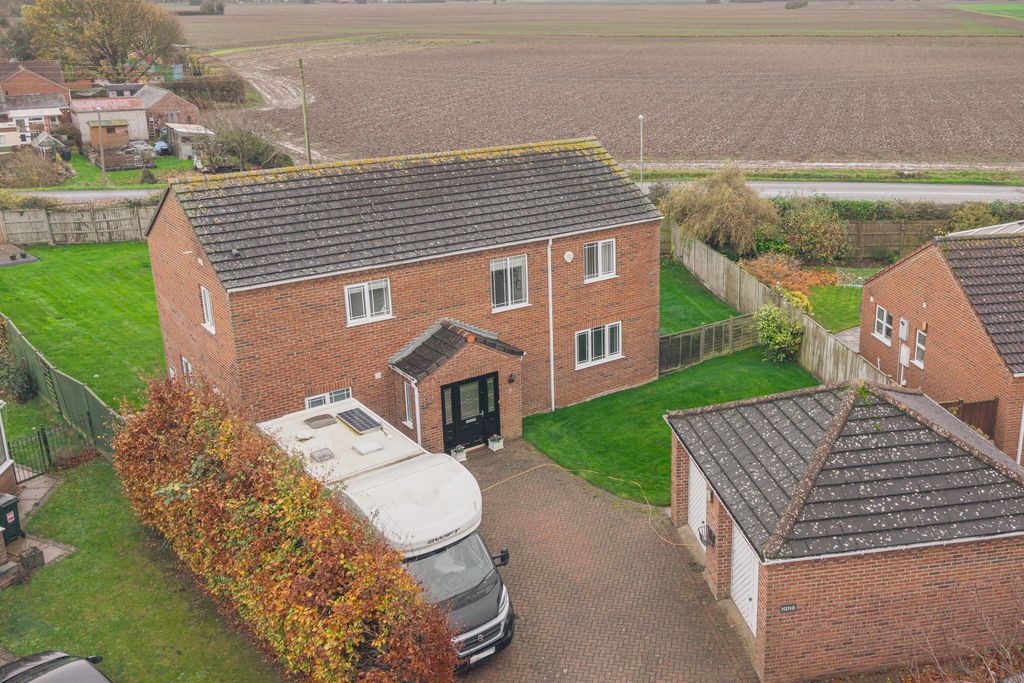 Property photo 1 of 25