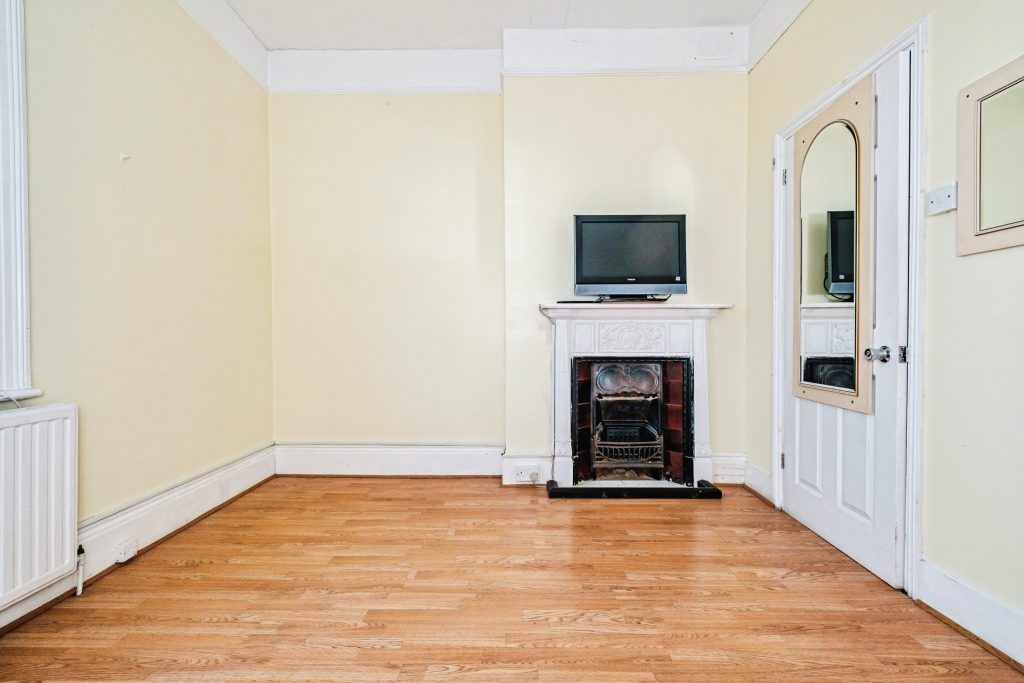 Additional image 34 of 8 bed semi-detached house for saleBeach Road, Littlehampton BN17
