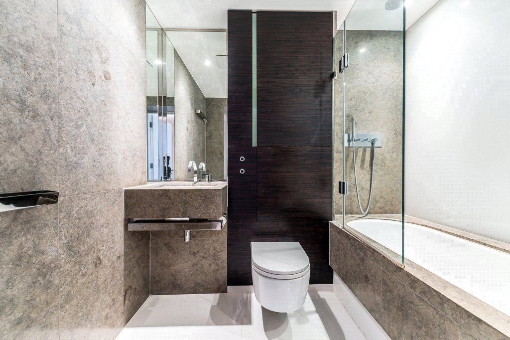 Property photo 3 of 8 Bathroom
