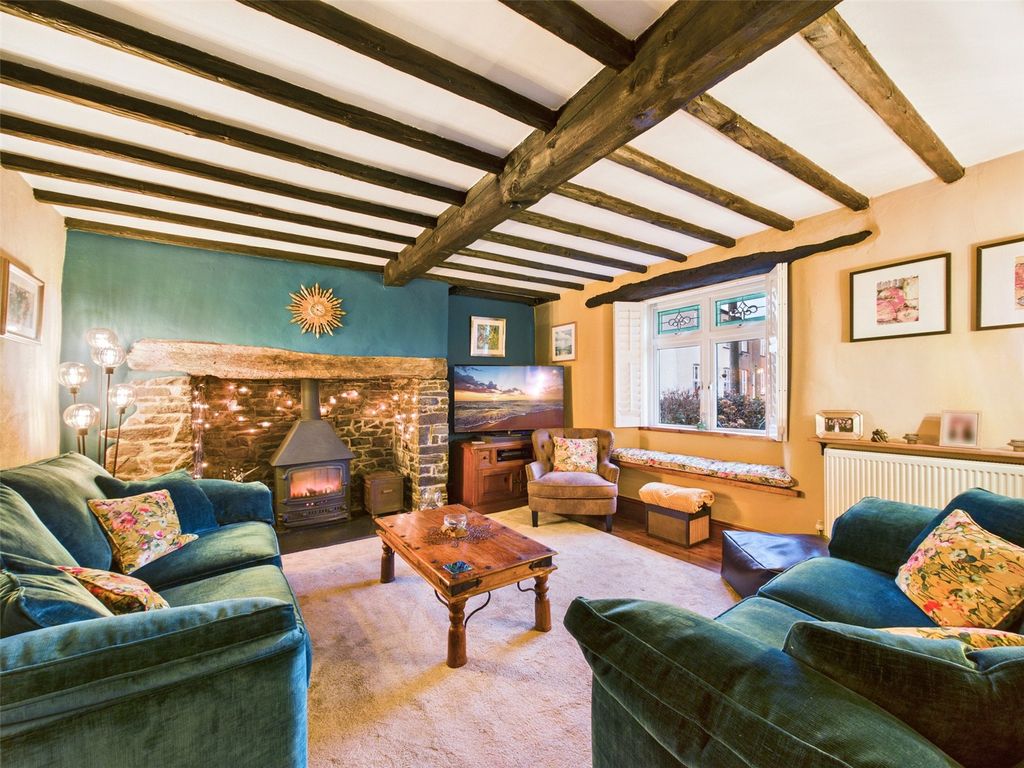 Property photo 2 of 21 Picture No. 04