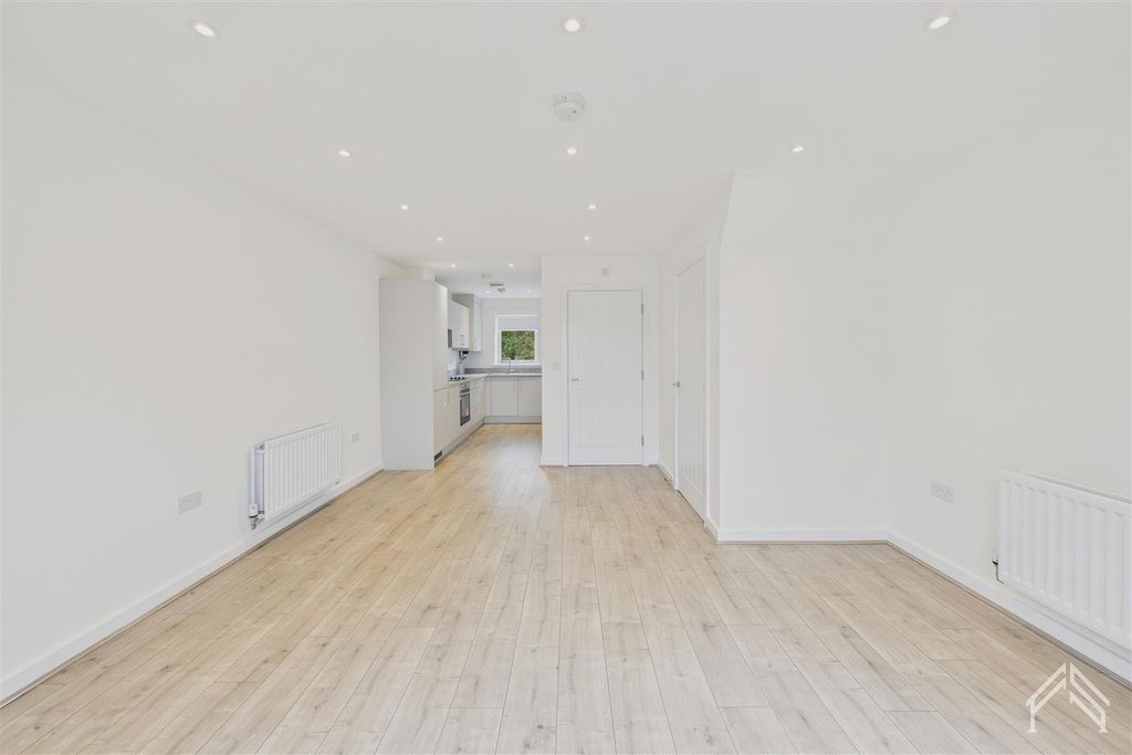 Property photo 2 of 14 2.Jpg