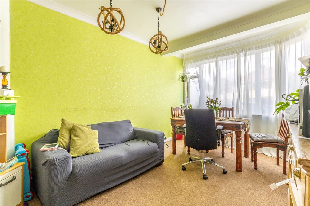Property photo 2 of 17 Picture No. 09
