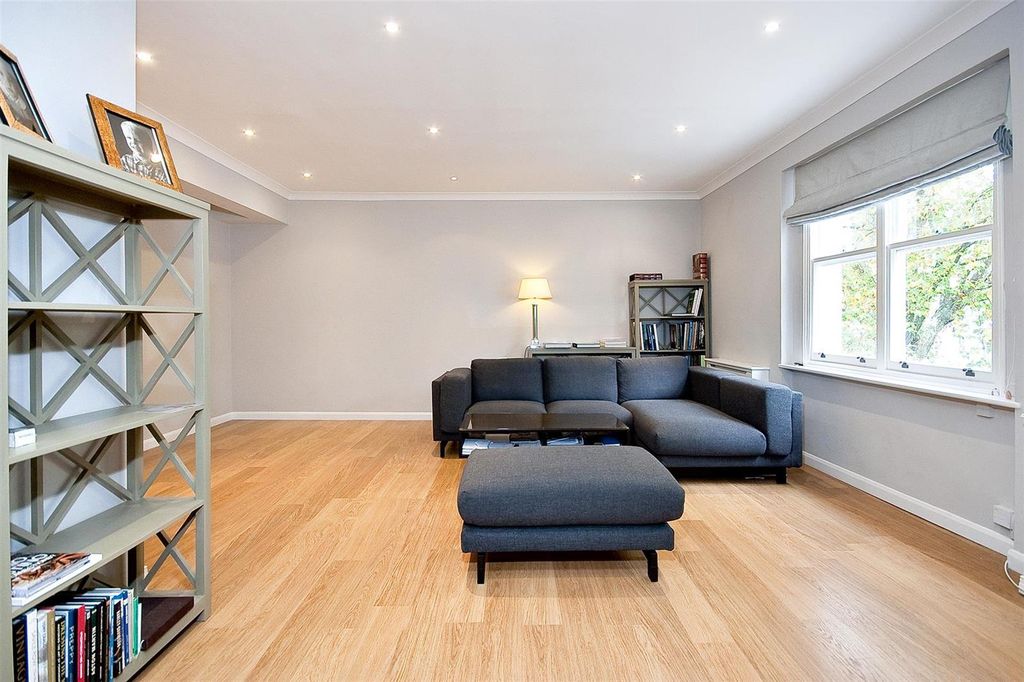 Property photo 1 of 9 Reception Room