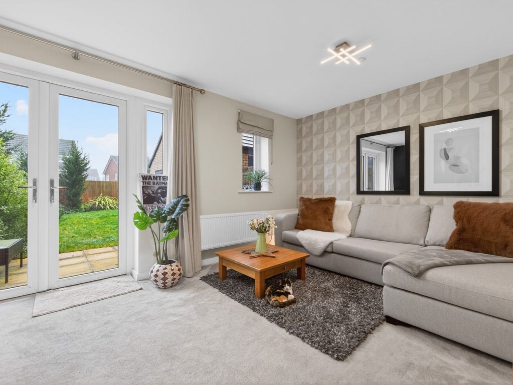 Property photo 2 of 33 4817554