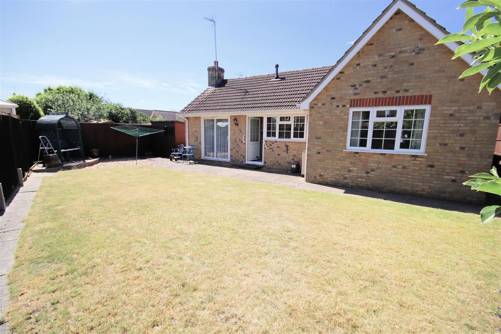 Property photo 2 of 18 Rear Garden