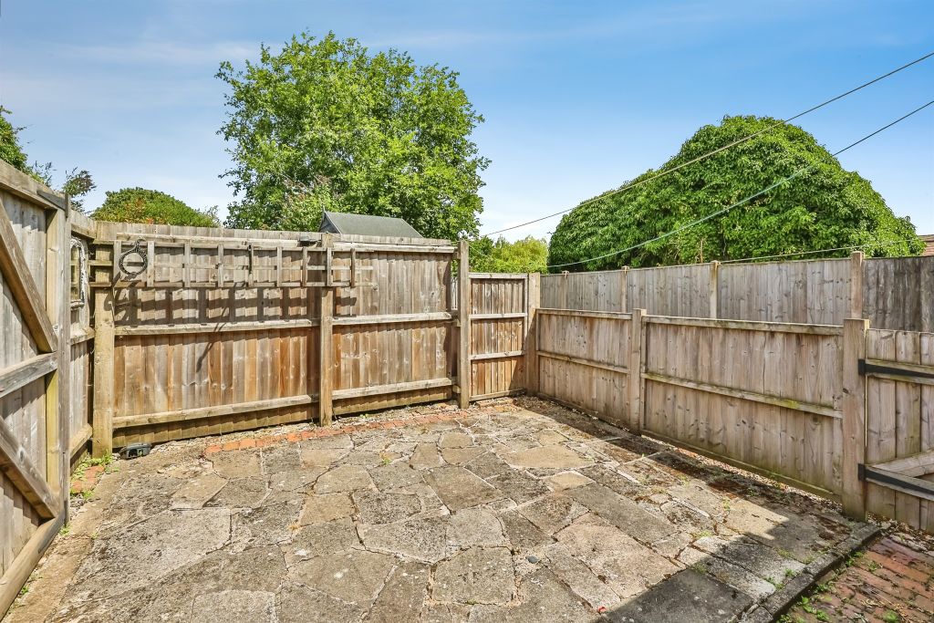 Property photo 2 of 16