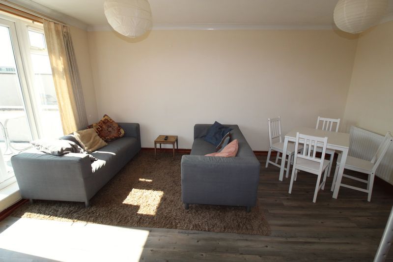 Property photo 2 of 13 Photo 12