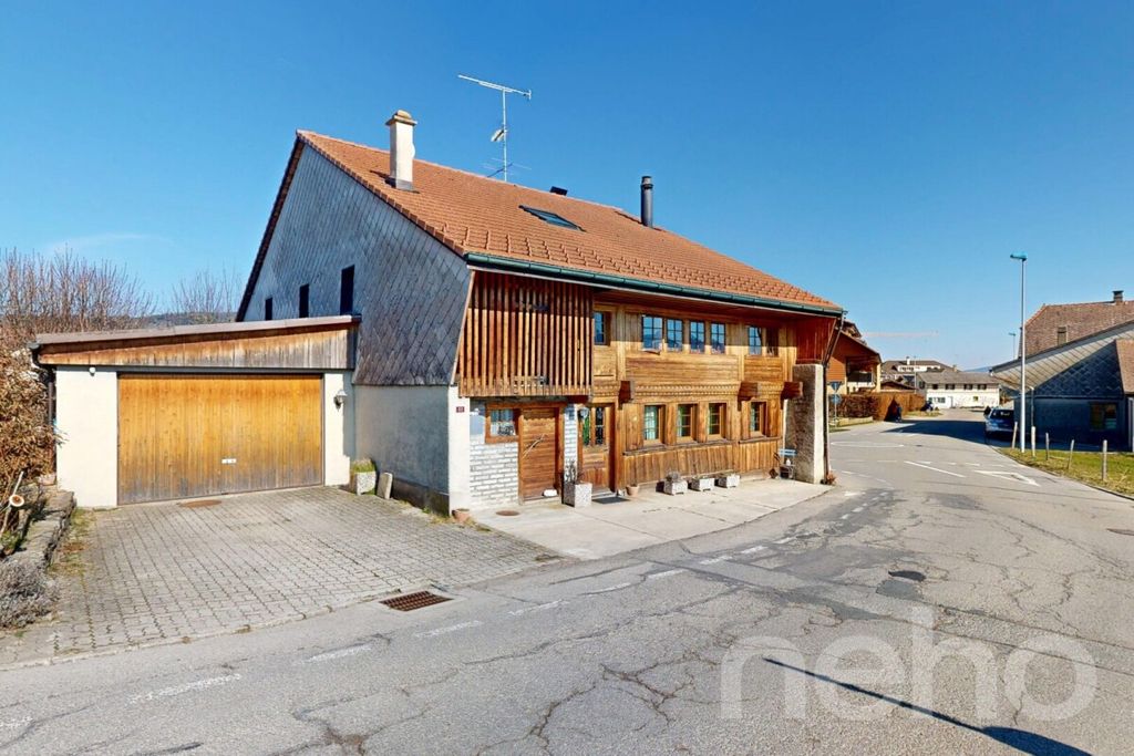 Property photo 2 of 12